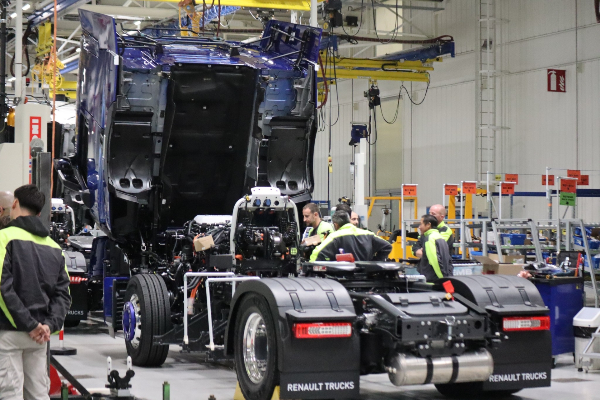 Renault Trucks va lancer la production en série de son camion électrique