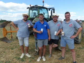  Concours de labours : Antoine Bourret et Bryan Châtelet en haut du podium